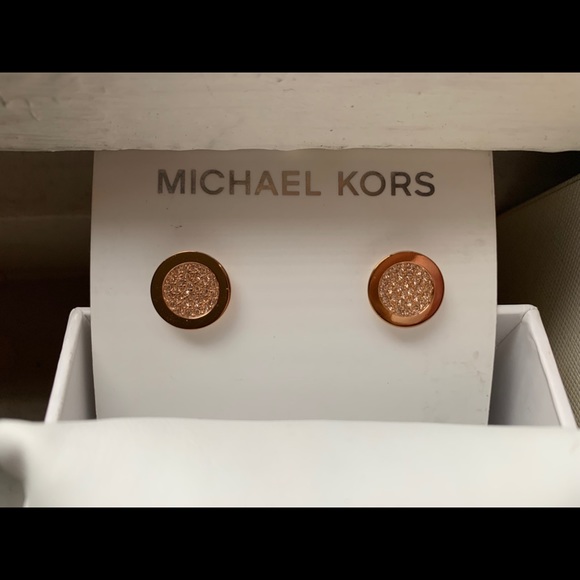 Micheal Kors Watch set - Picture 4 of 4